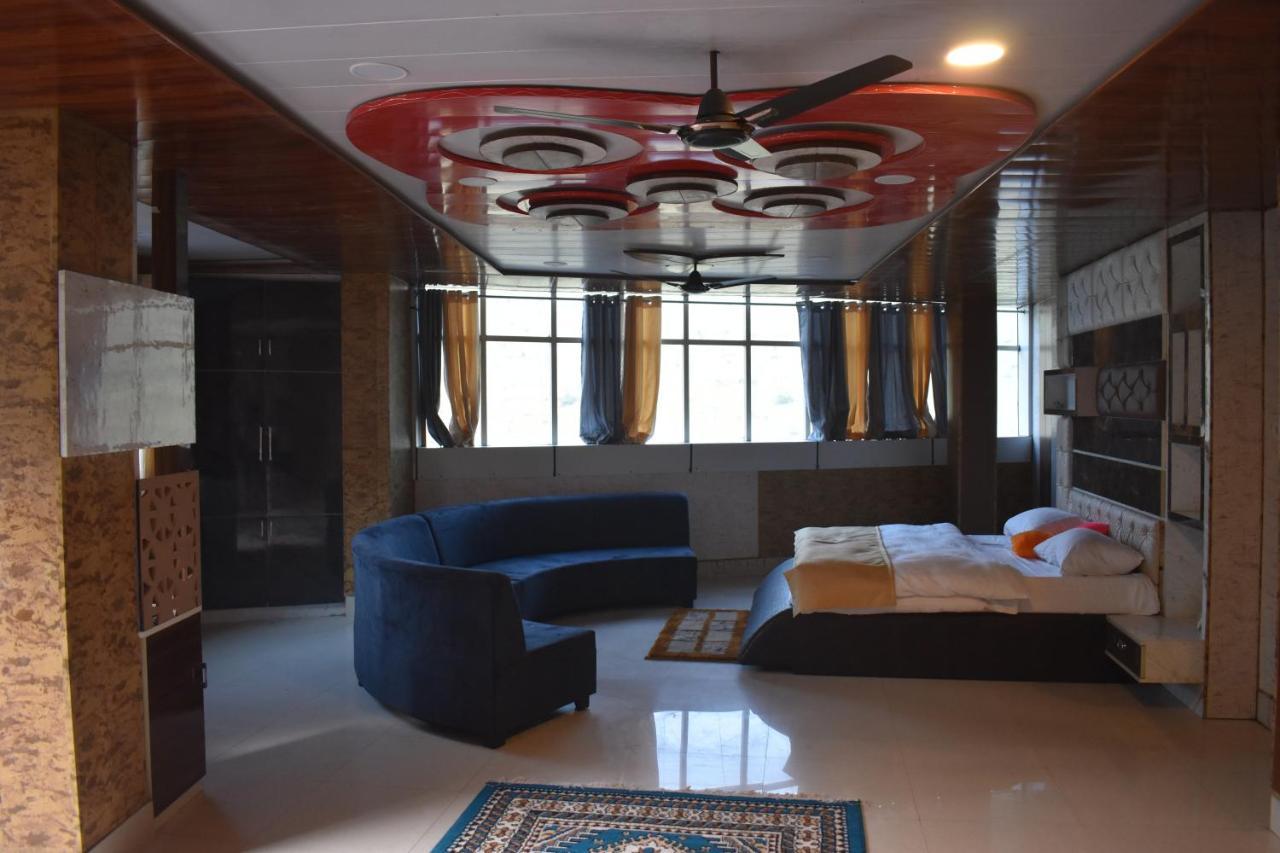 Jai Maa Bhagwati Hotel Pithoragarh Bagian luar foto